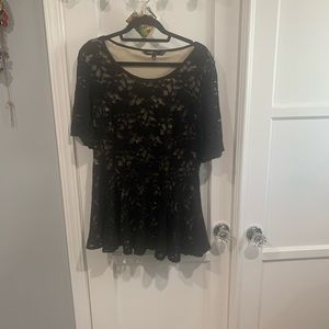 Lularoe elegant Emma Peplum top